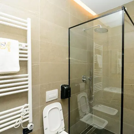 Hotel Zeneli